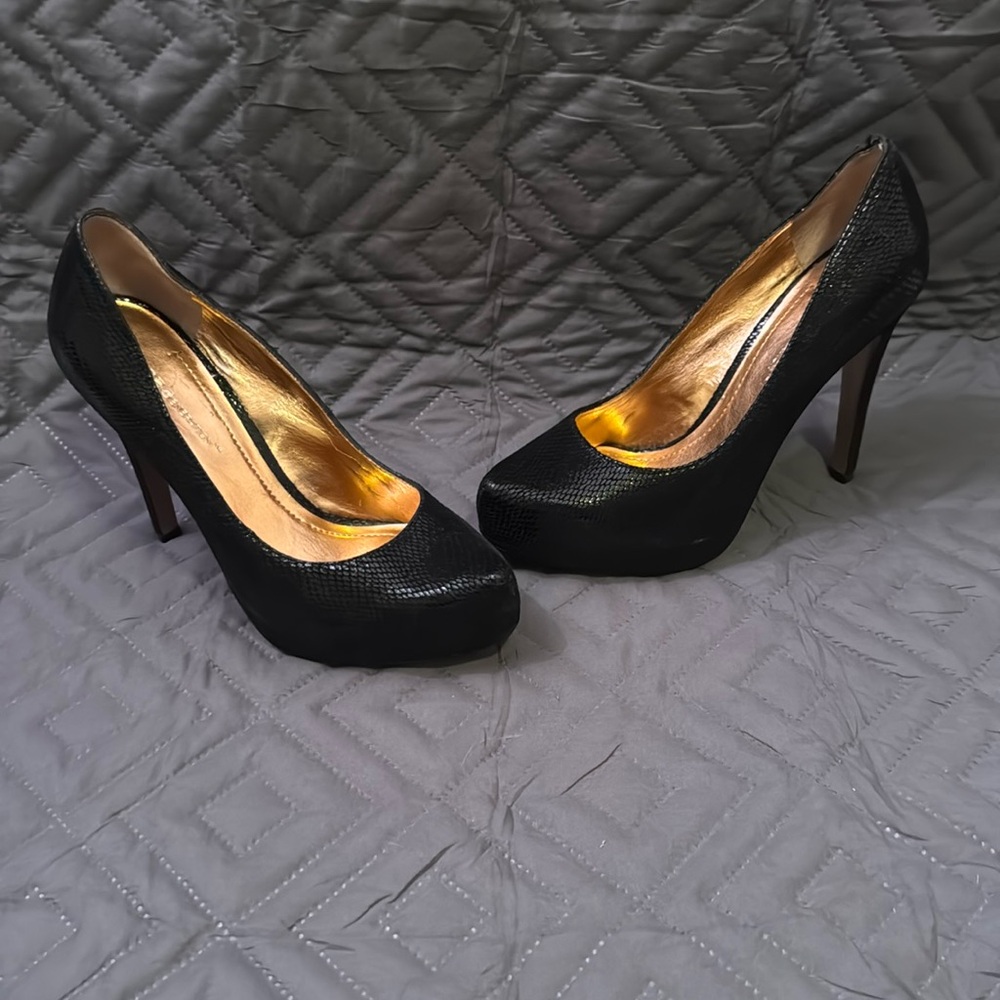BCBGeneration Black Snakeskin Pumps